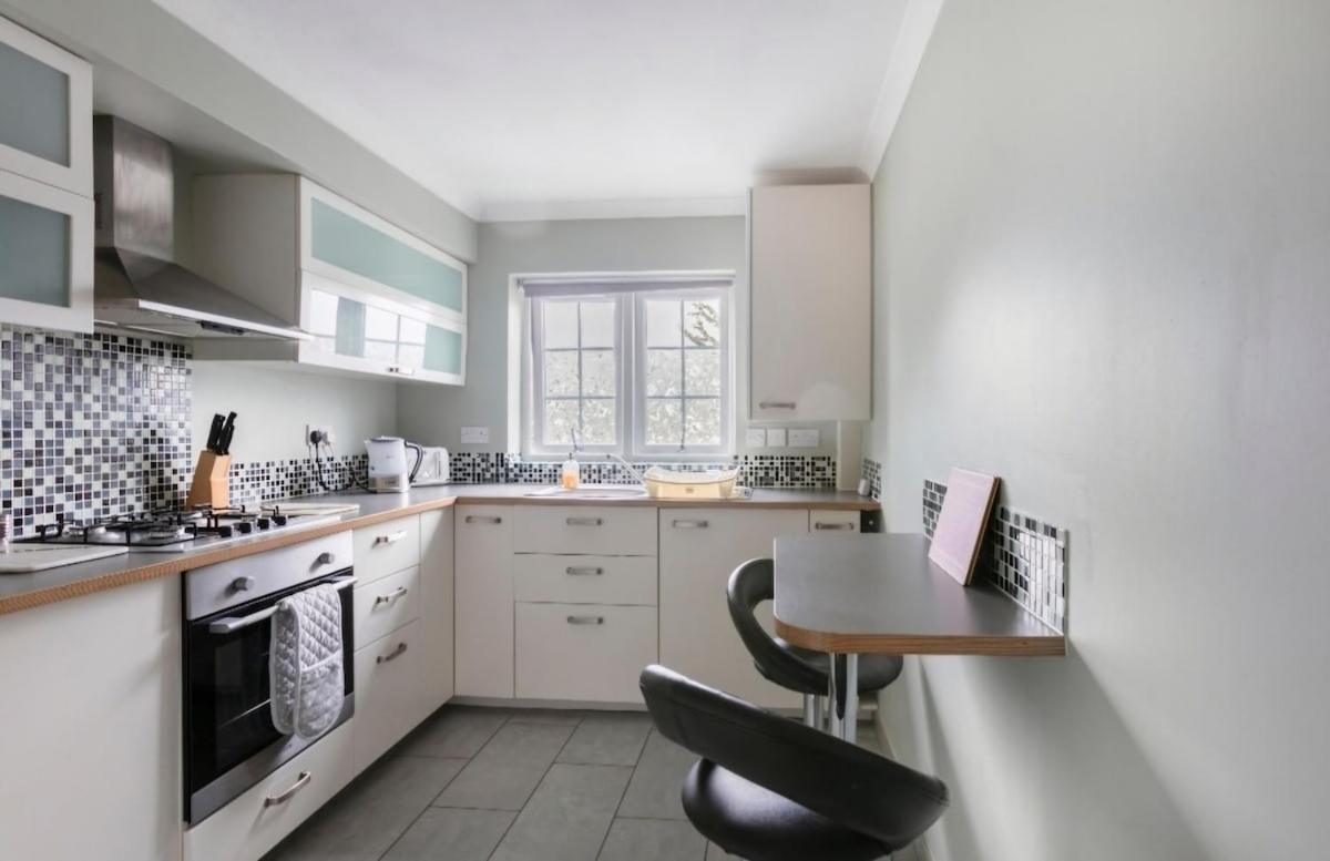 The Green Views Apartment Families, Tourists, Professionals Maidenhead Buitenkant foto